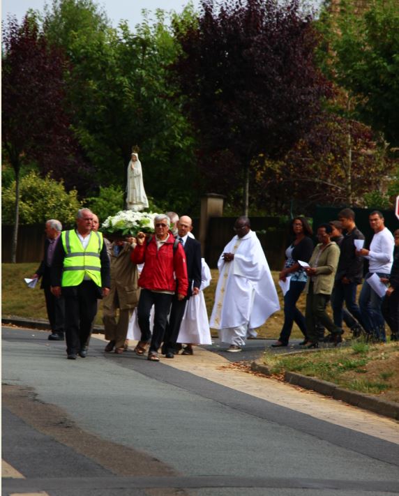 procession 3